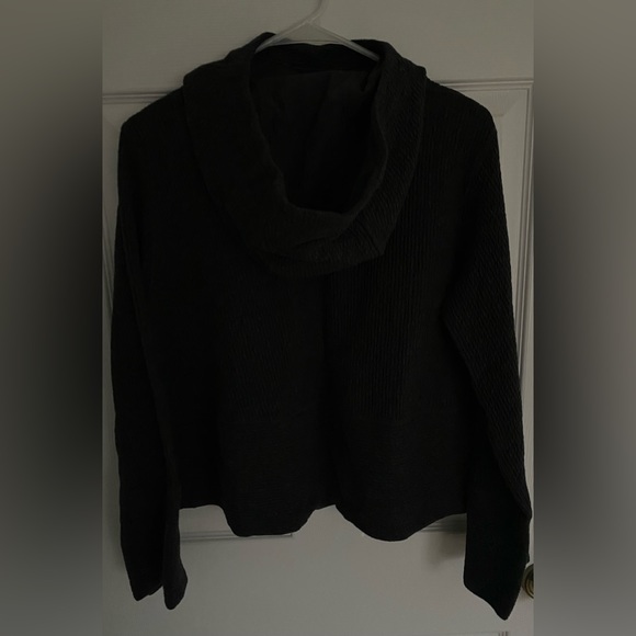 Lululemon Dark Heather Grey Pullover Sweater, Size XS/S. - Picture 4 of 5